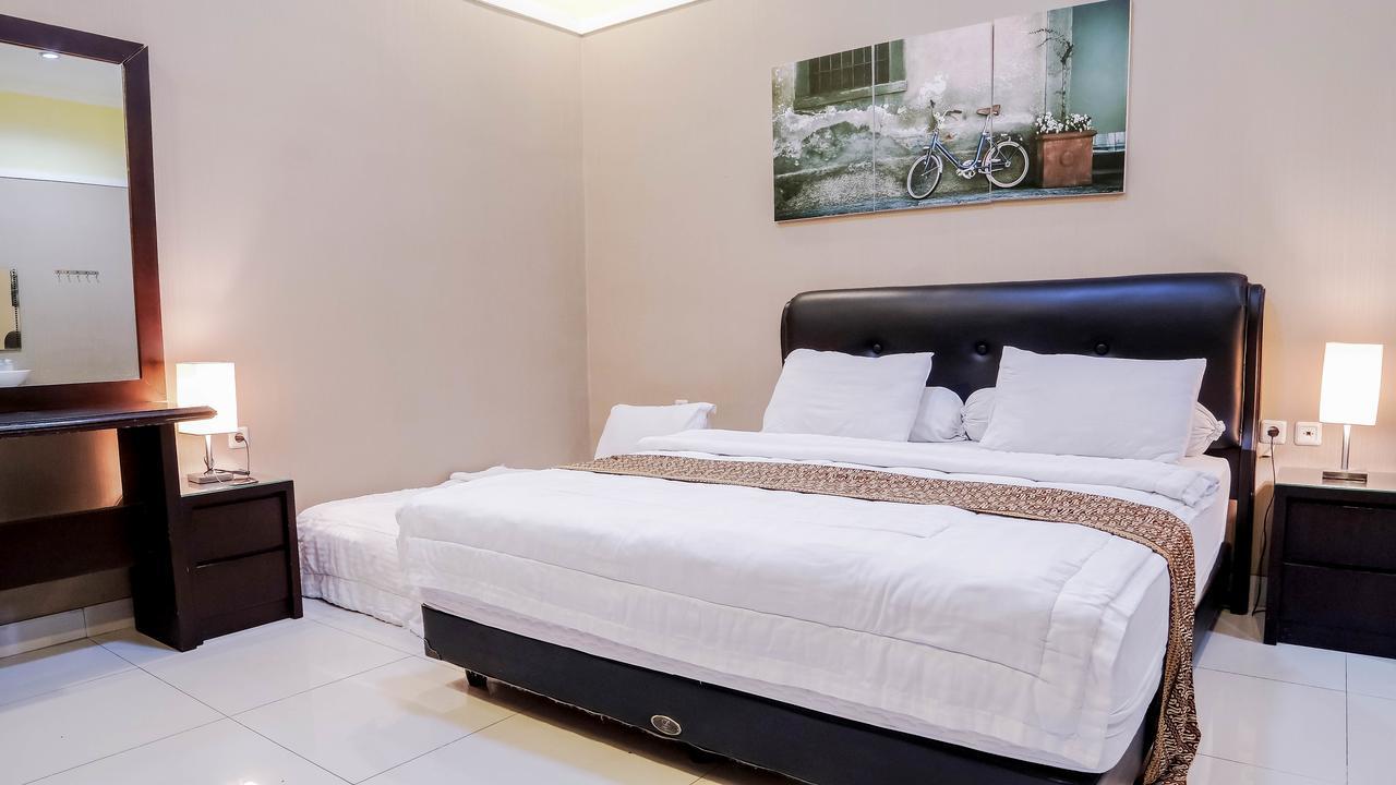 Omah Semar Homestay ยอกยาการ์ตา ภายนอก รูปภาพ